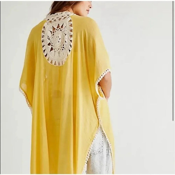 FREE PEOPLE | Yellow Cream Sundial Gauze Crochet Kimono Wrap Topper | One Size - Picture 2 of 10